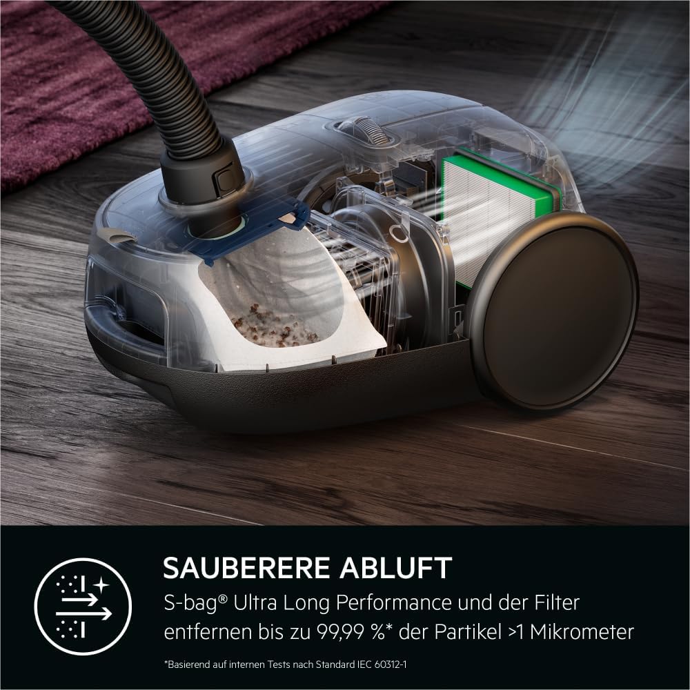 AEG CLEAN 6000 Staubsauger mit Beutel, Hohe Saugleistung, inkl. Zusatzdüsen, 50% Recyclingkunststoff, Ideal für Haustierbesitzer, Reinigen von Polstern, 12 m Kabel, 850 W, Blau, AB61C2DB