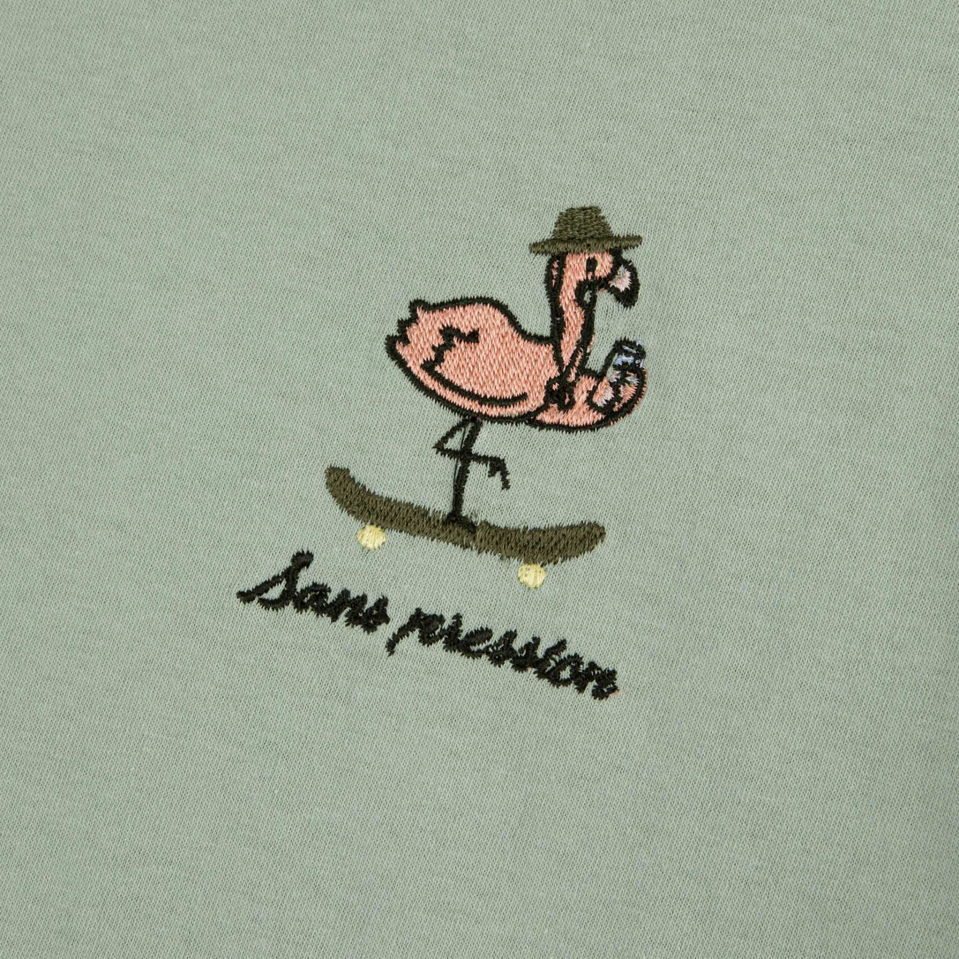 T-shirt vert clair broderie sans pression coton et coton recyclé - modèle arcy