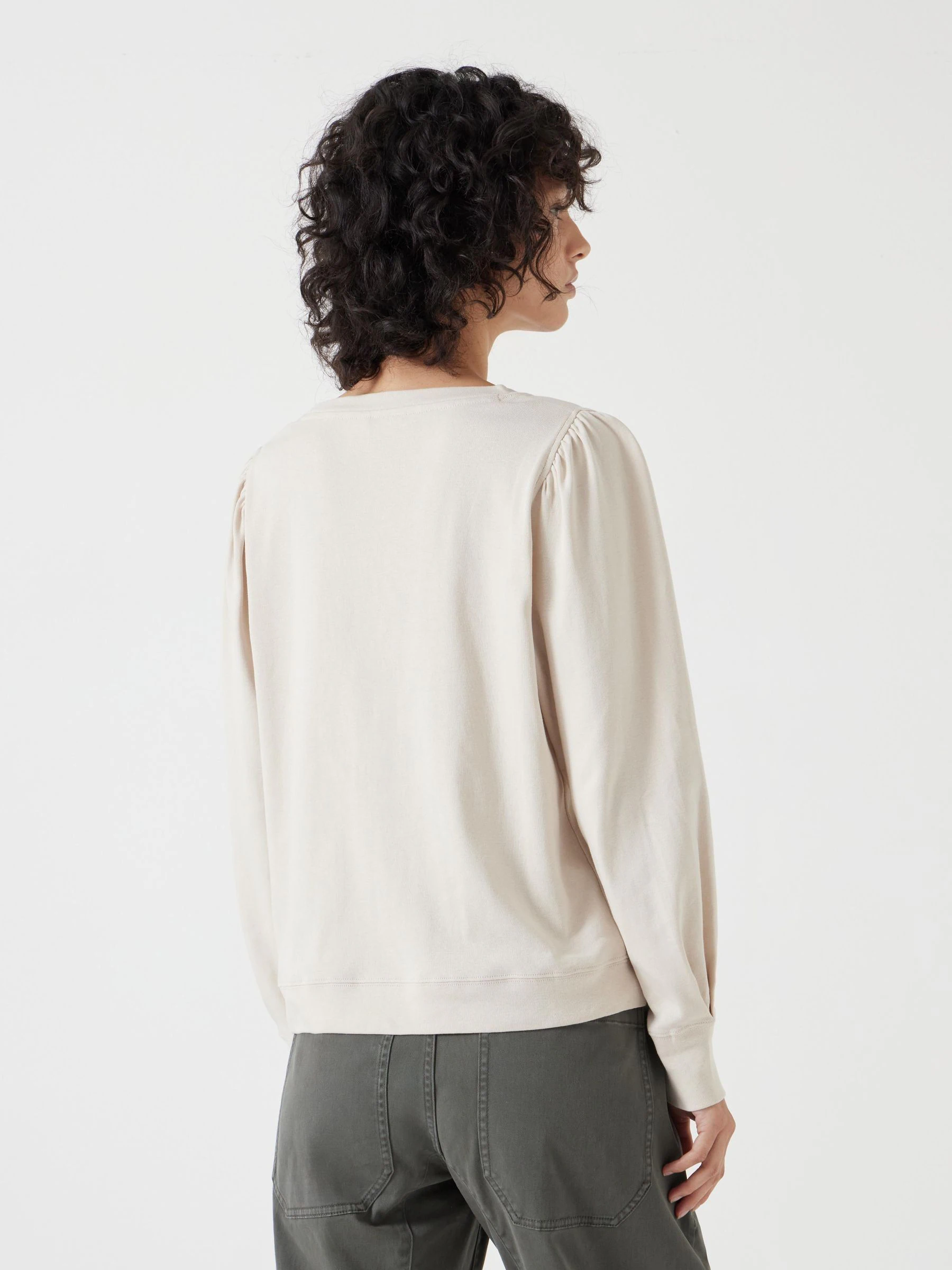 Crème - Hush - Emily jersey top met pofmouwen