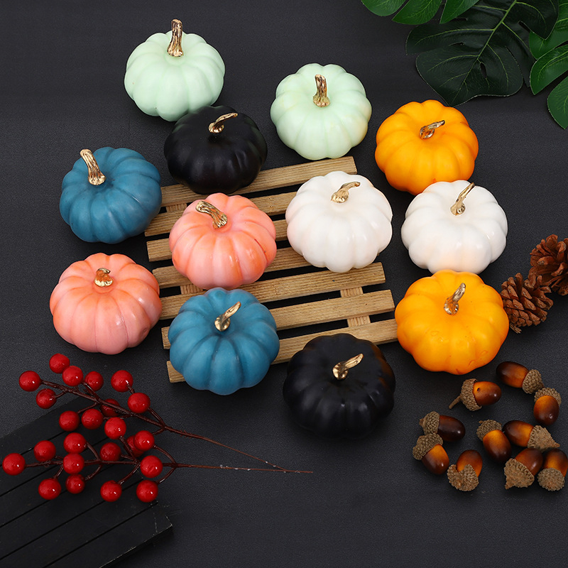(12er Set) 77x70mm Herbst DIY Dekoration Thanksgiving / Halloween Kürbis - Weiss / Gold