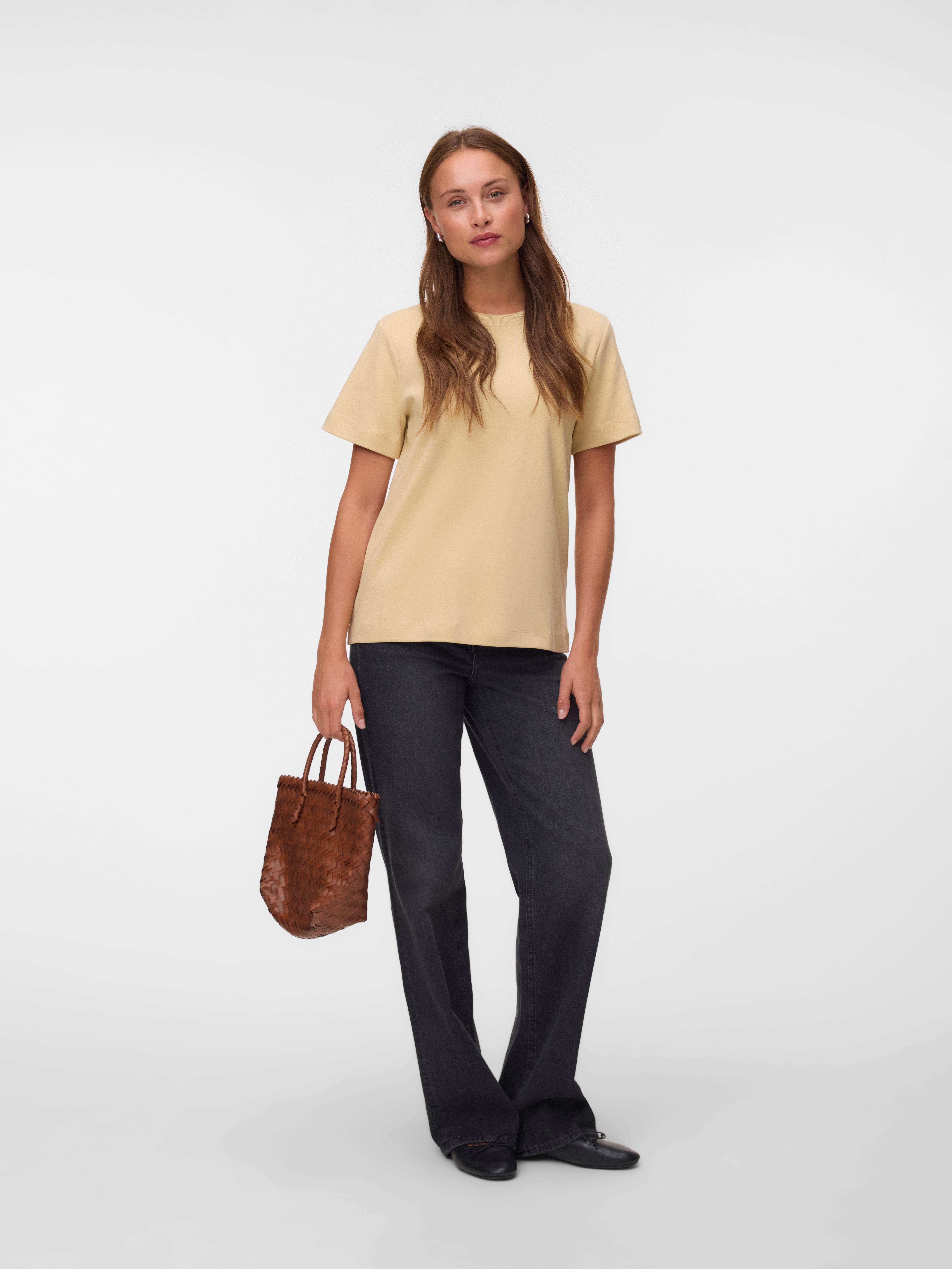 AWNAIMA T-shirts