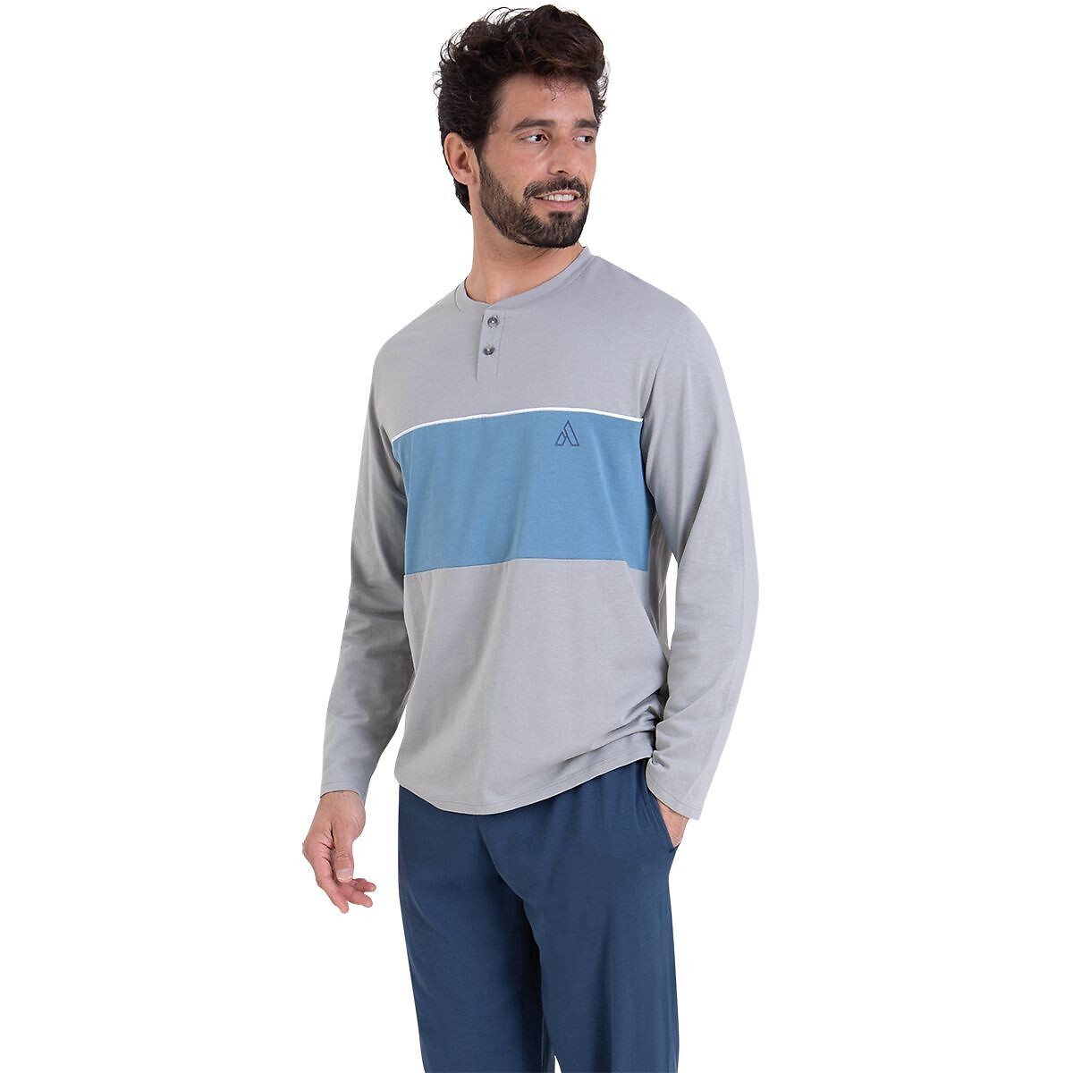 ATHENA<br>Pijama comprido com fecho de botões