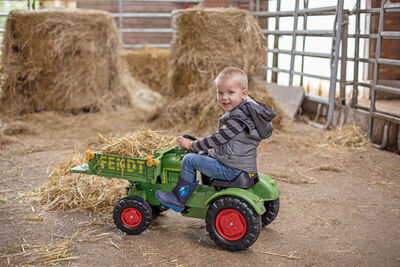 BIG Trampetraktor Fendt