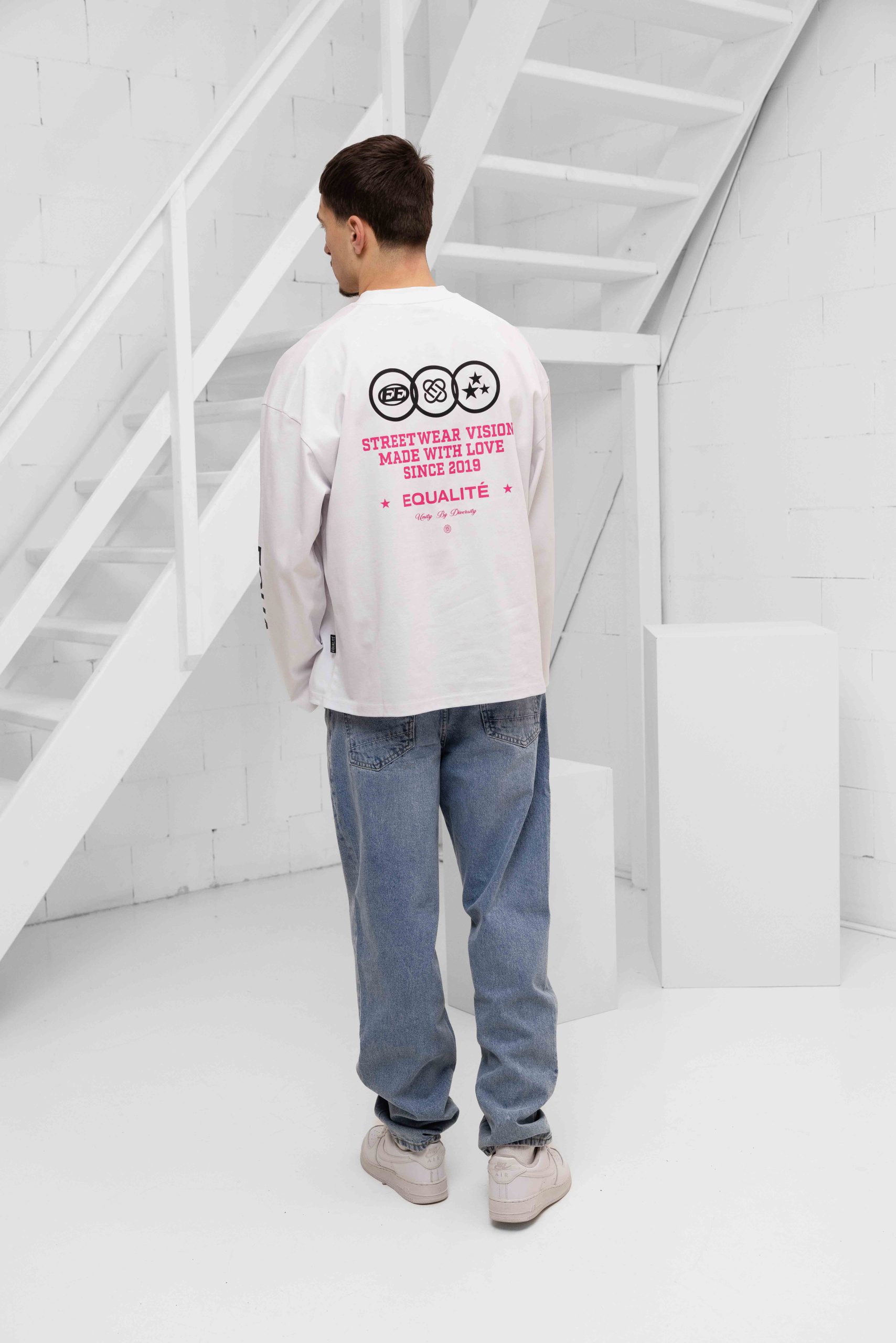 Equalité Universe Longsleeve T-Shirt Heren Wit