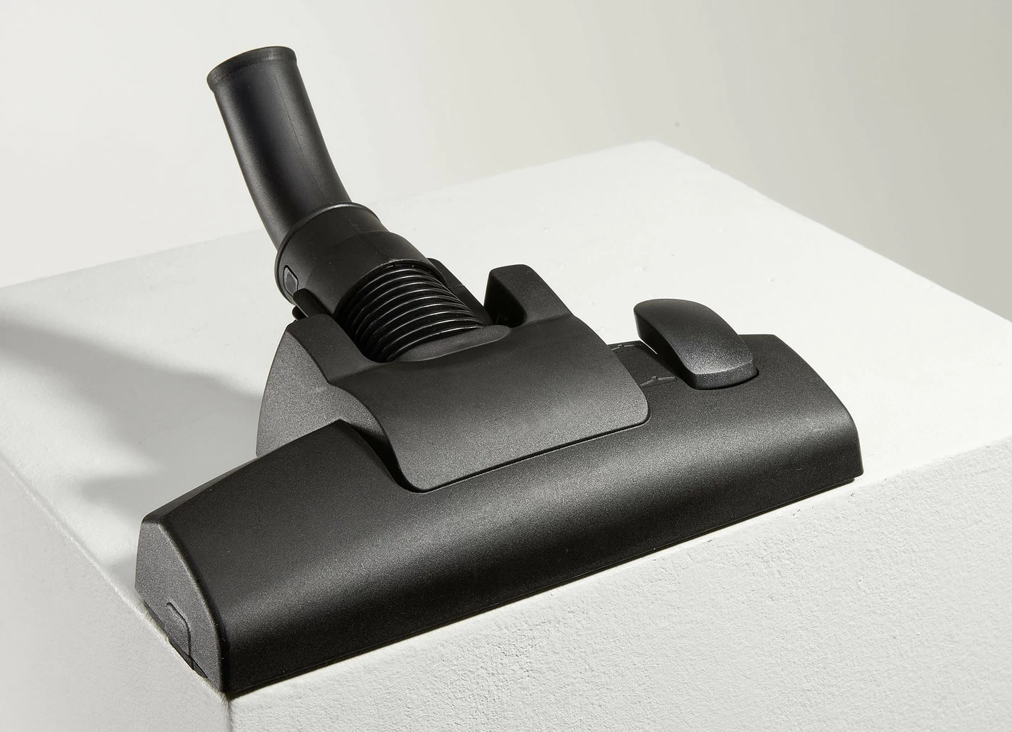Carrera High-Performance Boden-Staubsauger