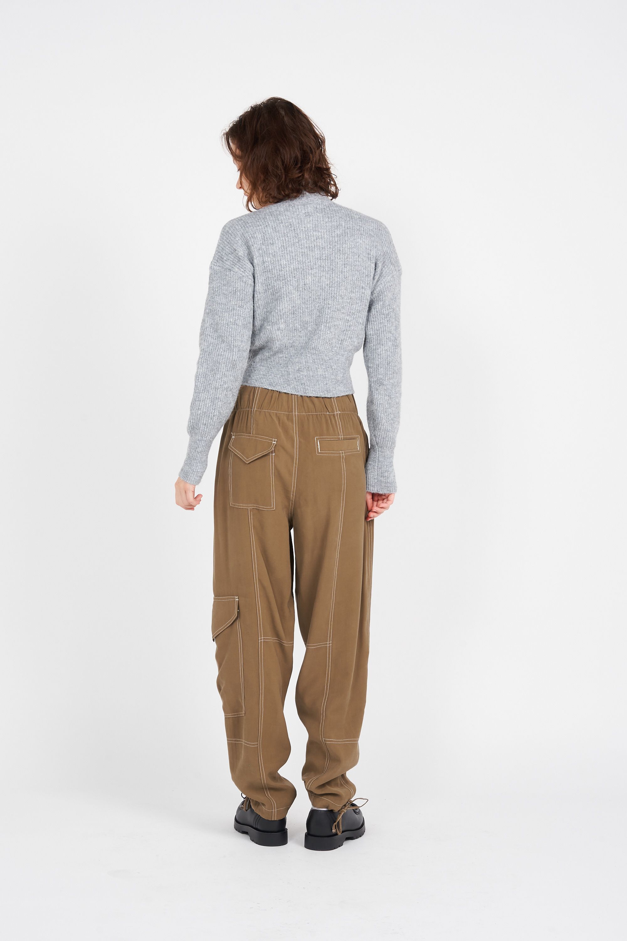 NOISY MAY Pull NMNELLA L/S HIGH NECK CROP KNIT FWD NOOS Gris
