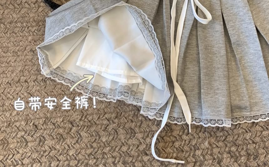 Closette - Effen mini A-lijn rok met elastische taille