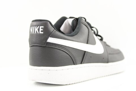 Nike Sneaker