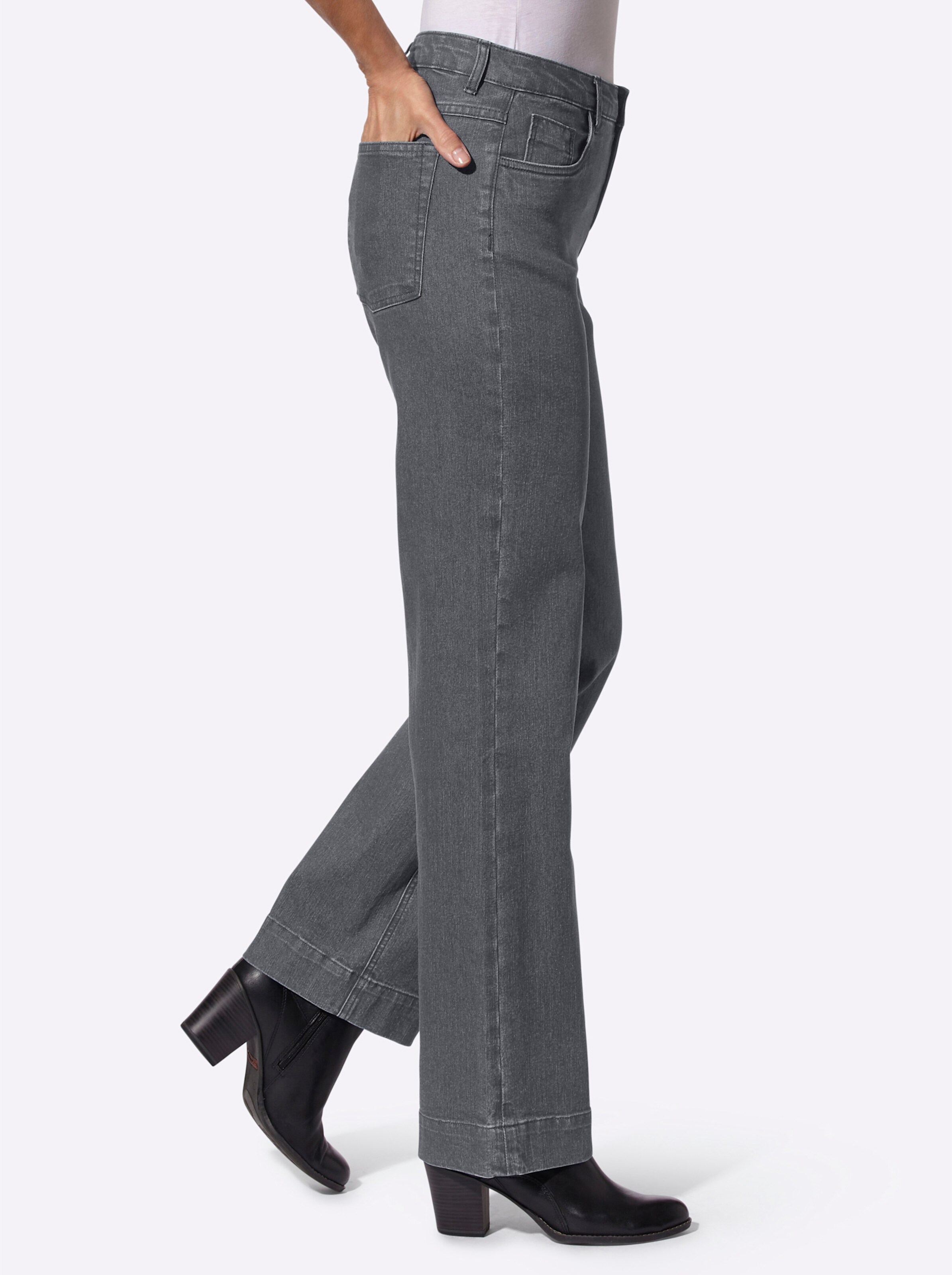 Jeans in stone-grey-denim