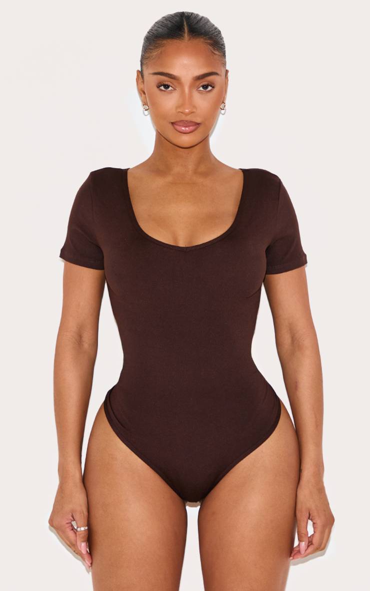 Chocolat Body À Manches Courtes Col V Sculpté Shape