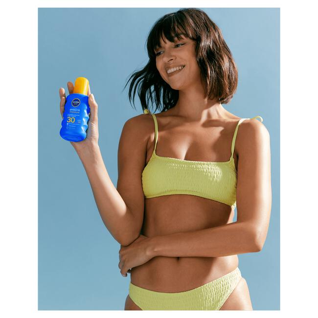 NIVEA SUN Zonnebrand Protect & Hydrate Zonnespray SPF 30 200 ML
