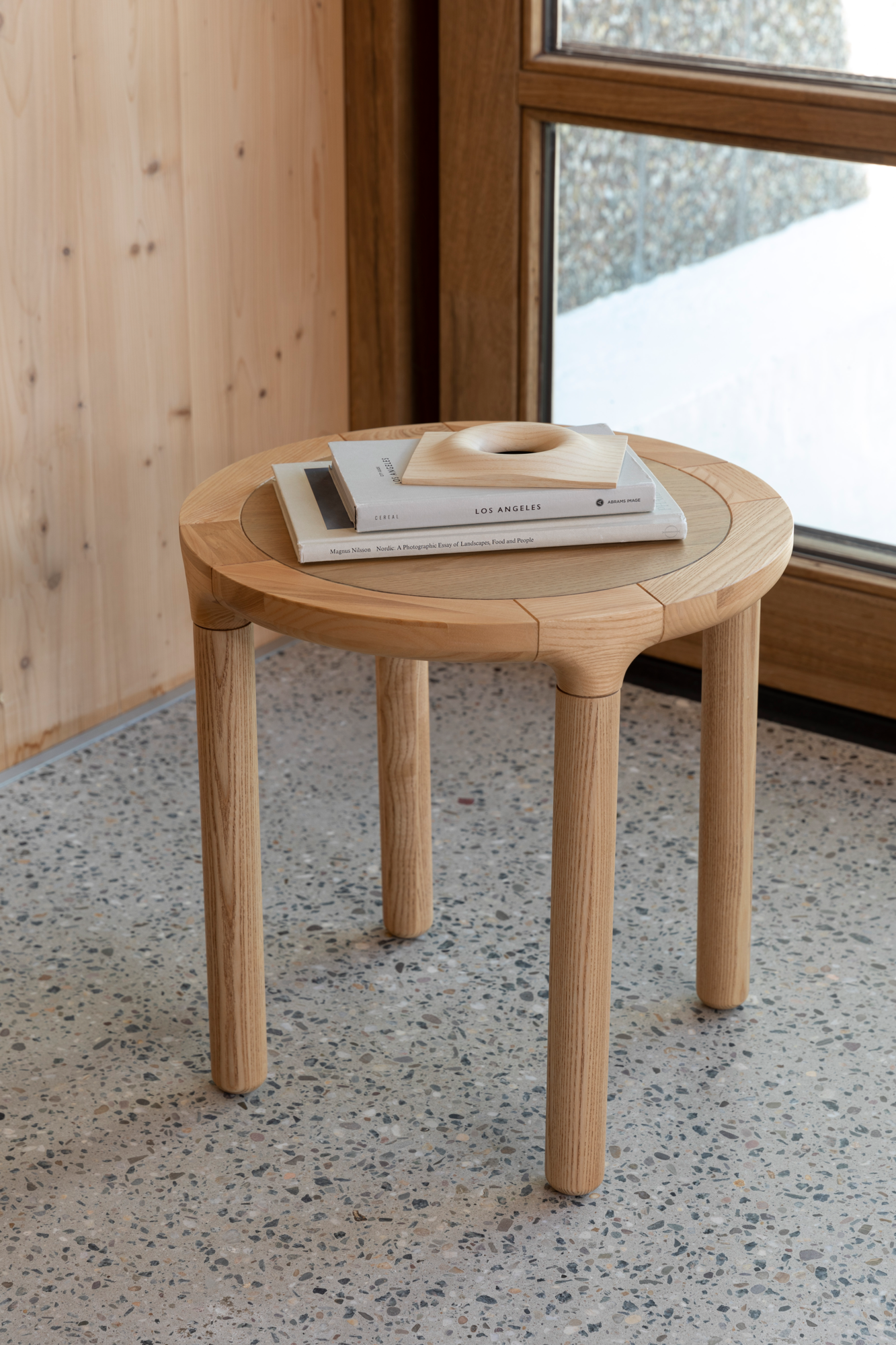 SIDE TABLE STORM BLACK