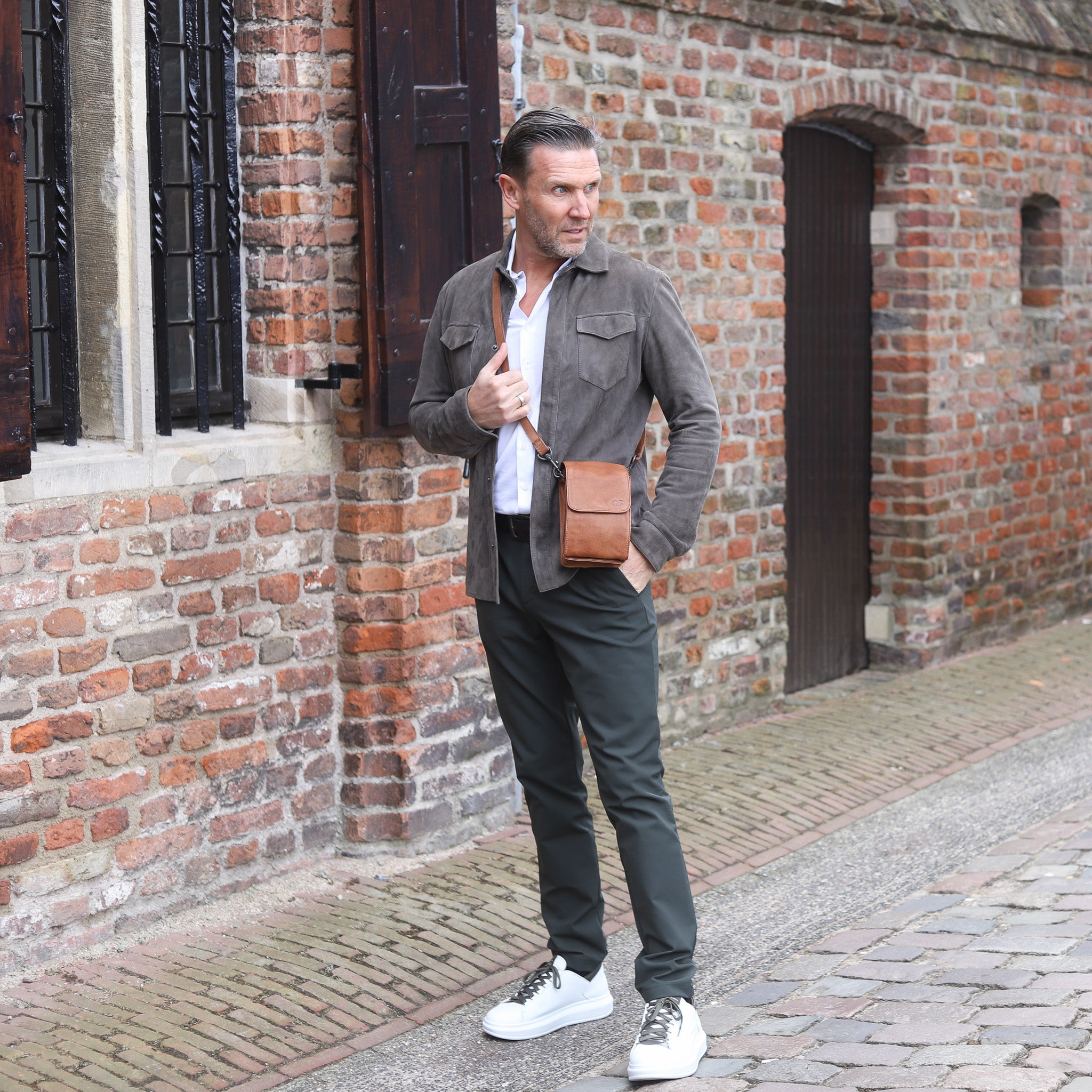 Schoudertasje 'Robbie' 2.0 zwart Zwart