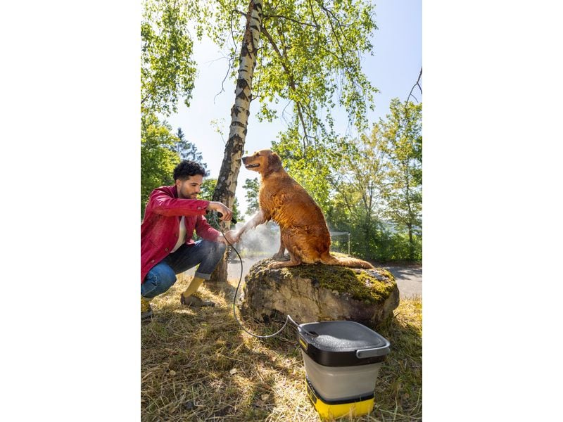 Kärcher Professional Mobile Outdoor Cleaner OC 3 Foldable Mit faltbarem Wassertank einfach zu transportieren