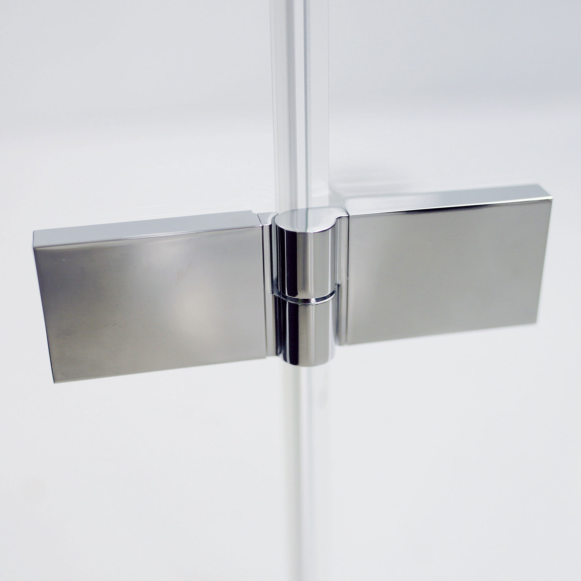 Breuer Panorama Drehtür + Festteil (Anschlag rechts) für Nische alu chromeffekt Klarglas 900 mm