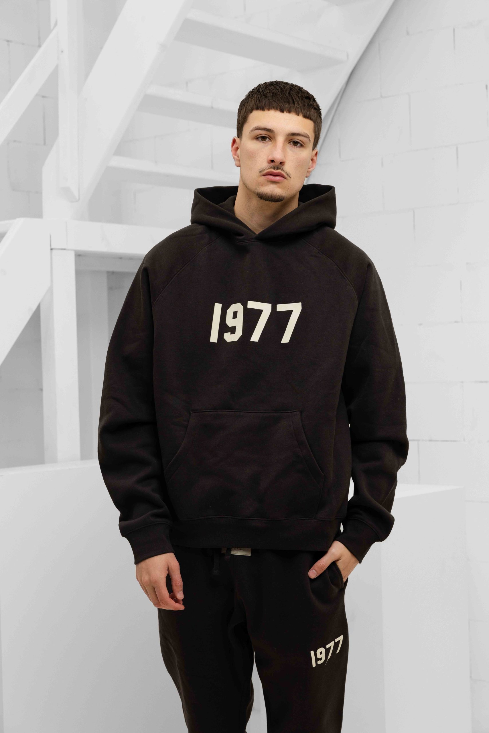 Fear Of God Essentials 1977 Trainingspak Heren Donkergrijs