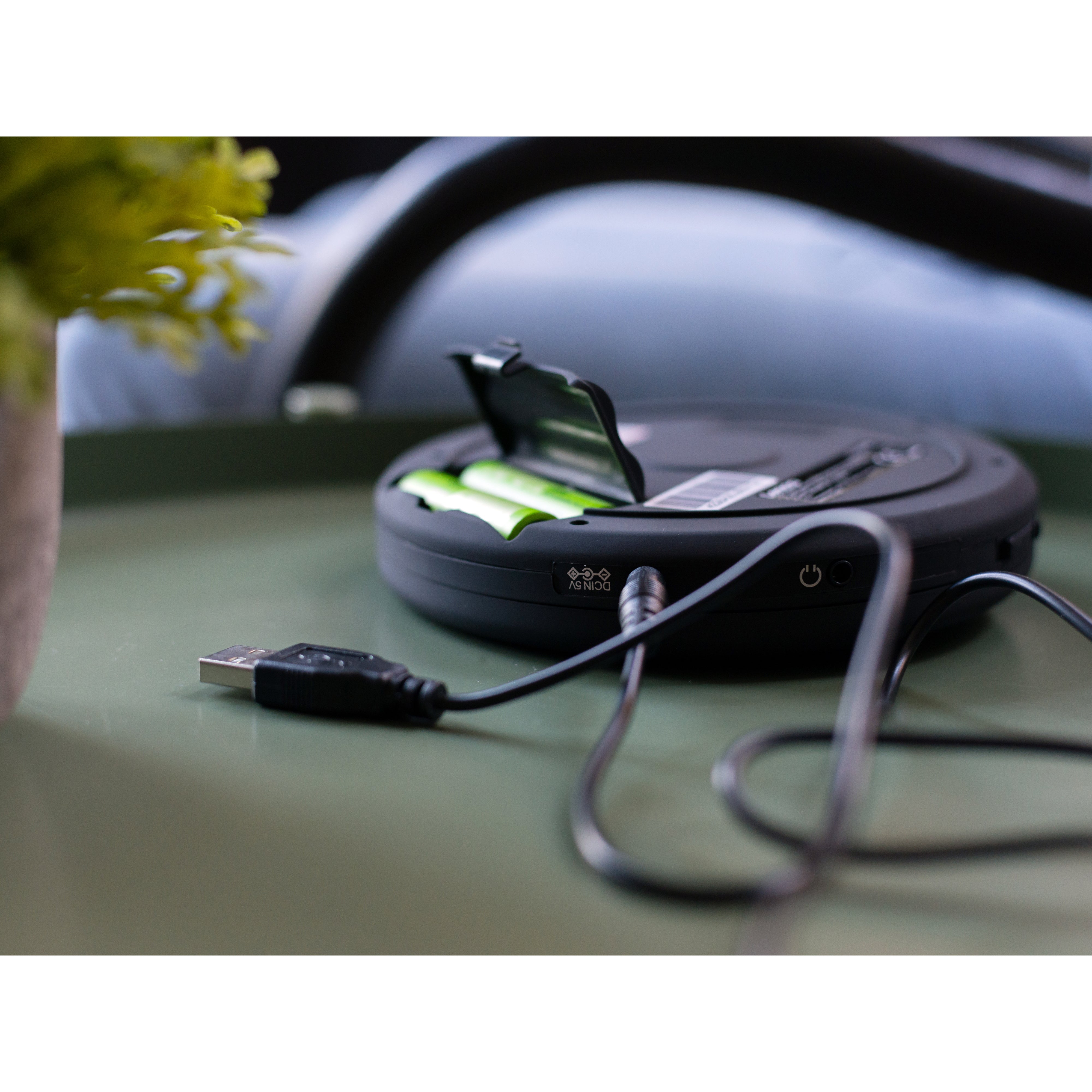 Lenco CD-300 draagbare CD-speler met Bluetooth-zender