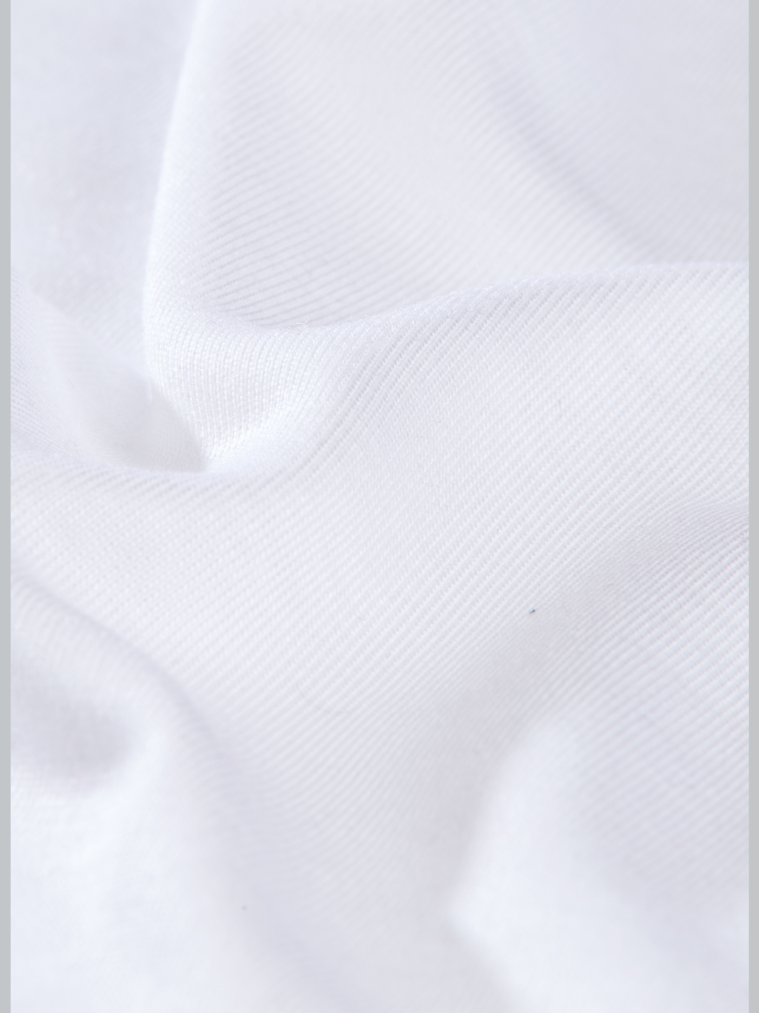 V-Shirt aus 100% Lyocell Weiss