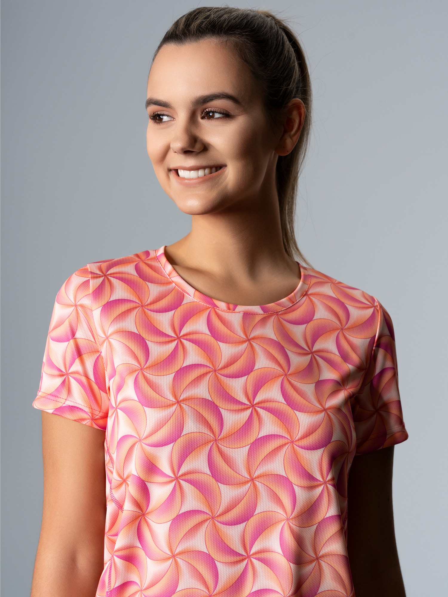Sport T-Shirt mit modischem Allover-PrintApricot
