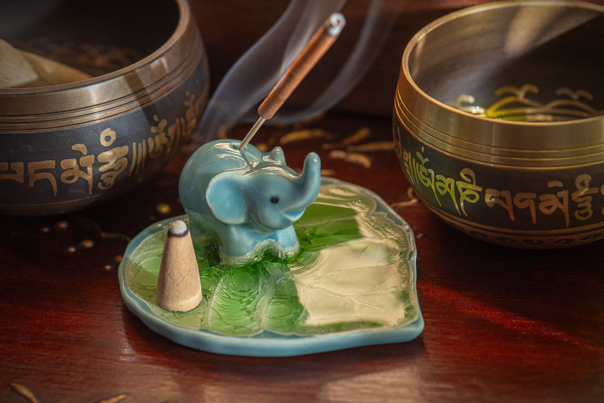 Räucherstäbchenhalter 'Elefant', blau, grün, aus Keramik, L 9 cm, B 8 cm, H 4 cm günstig bestellen