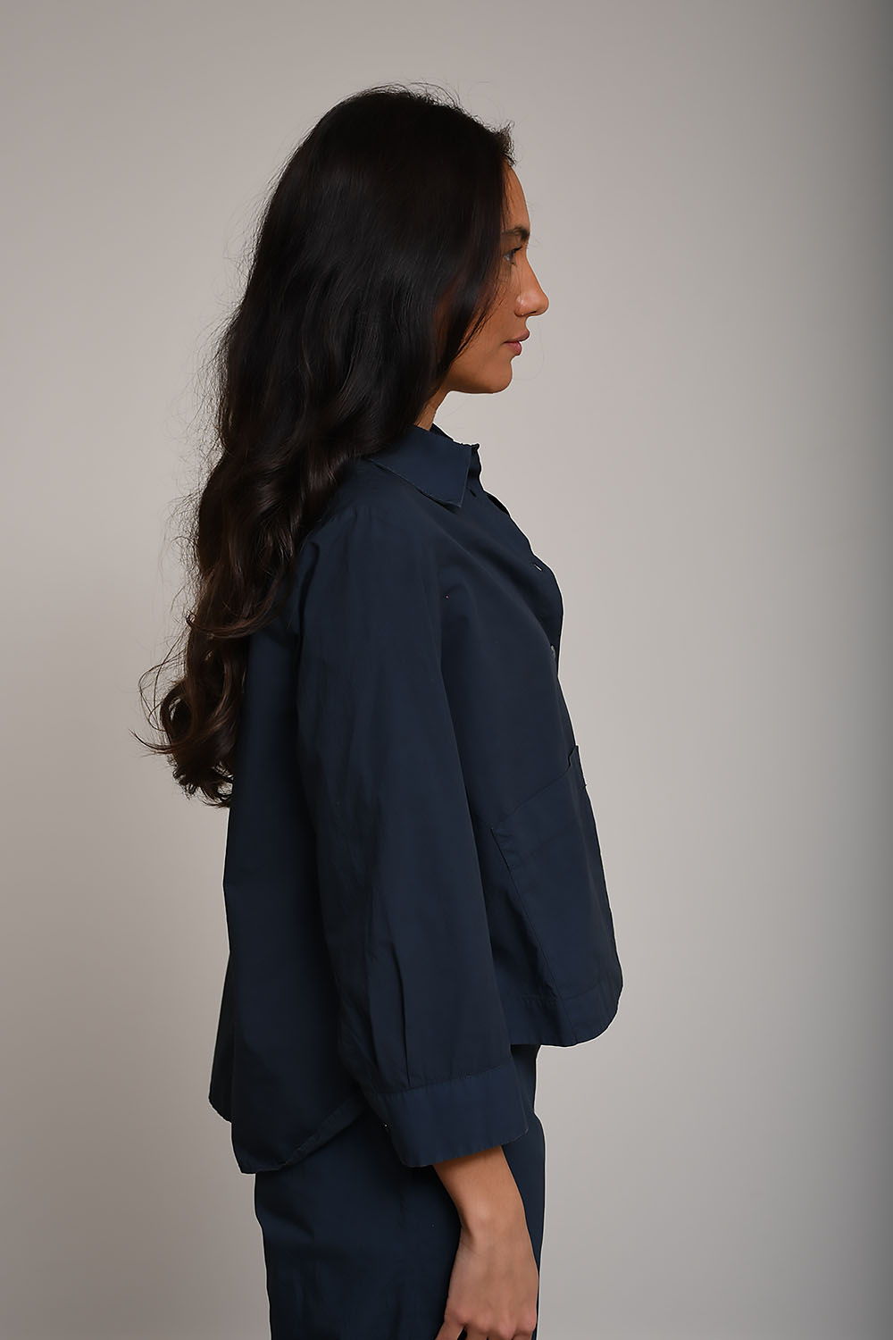 Molly cropped cotton shirt