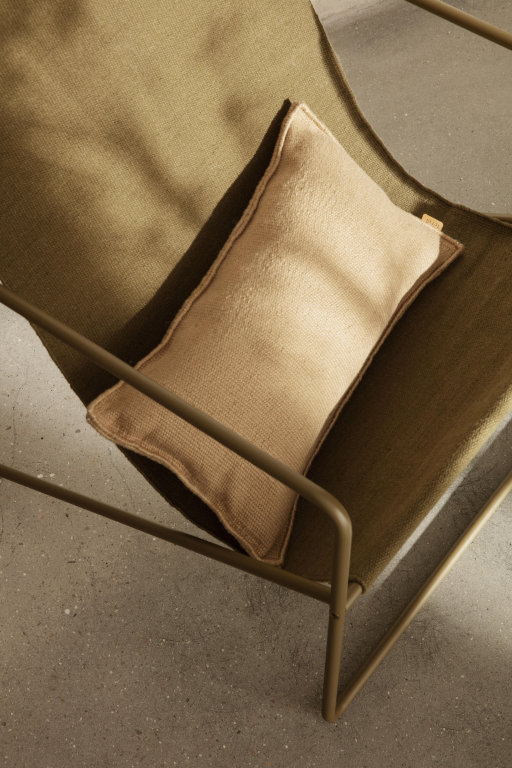 Ferm Living Desert fauteuil olive onderstel olive