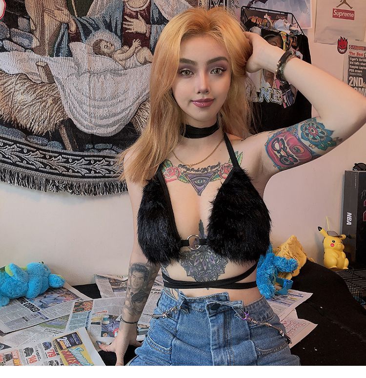 Bababy - Fluffy Bralette met gekruiste bandjes