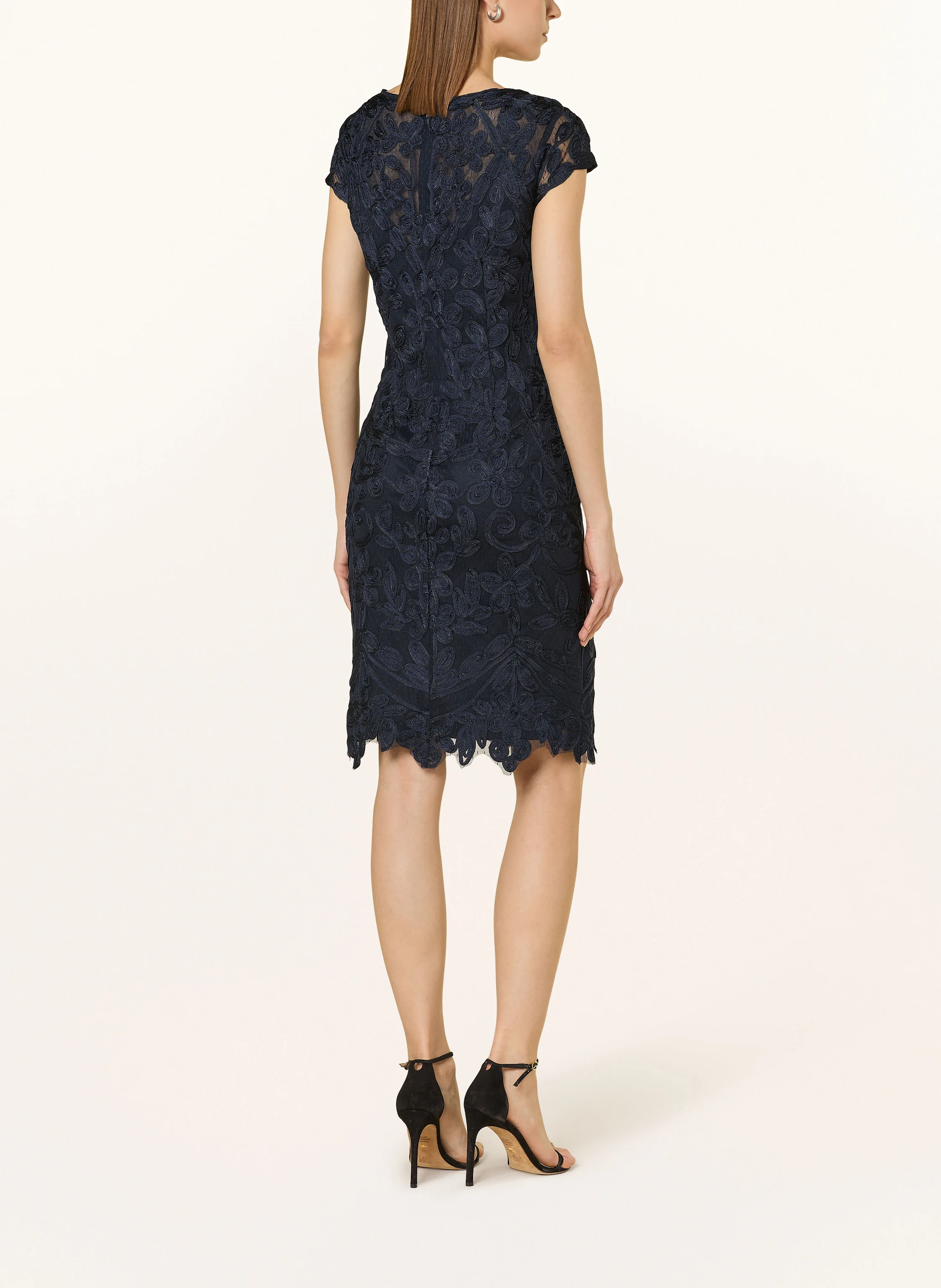 APART Cocktailkleid mit Spitze