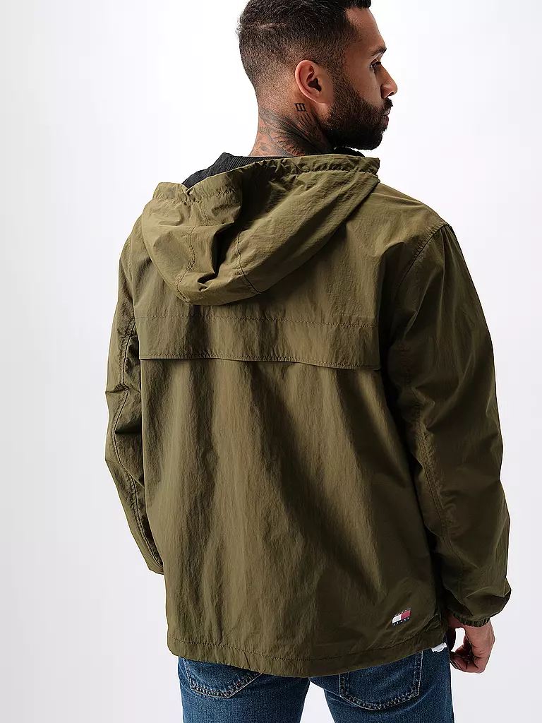 TOMMY JEANS Windbreaker CHICAGO olive