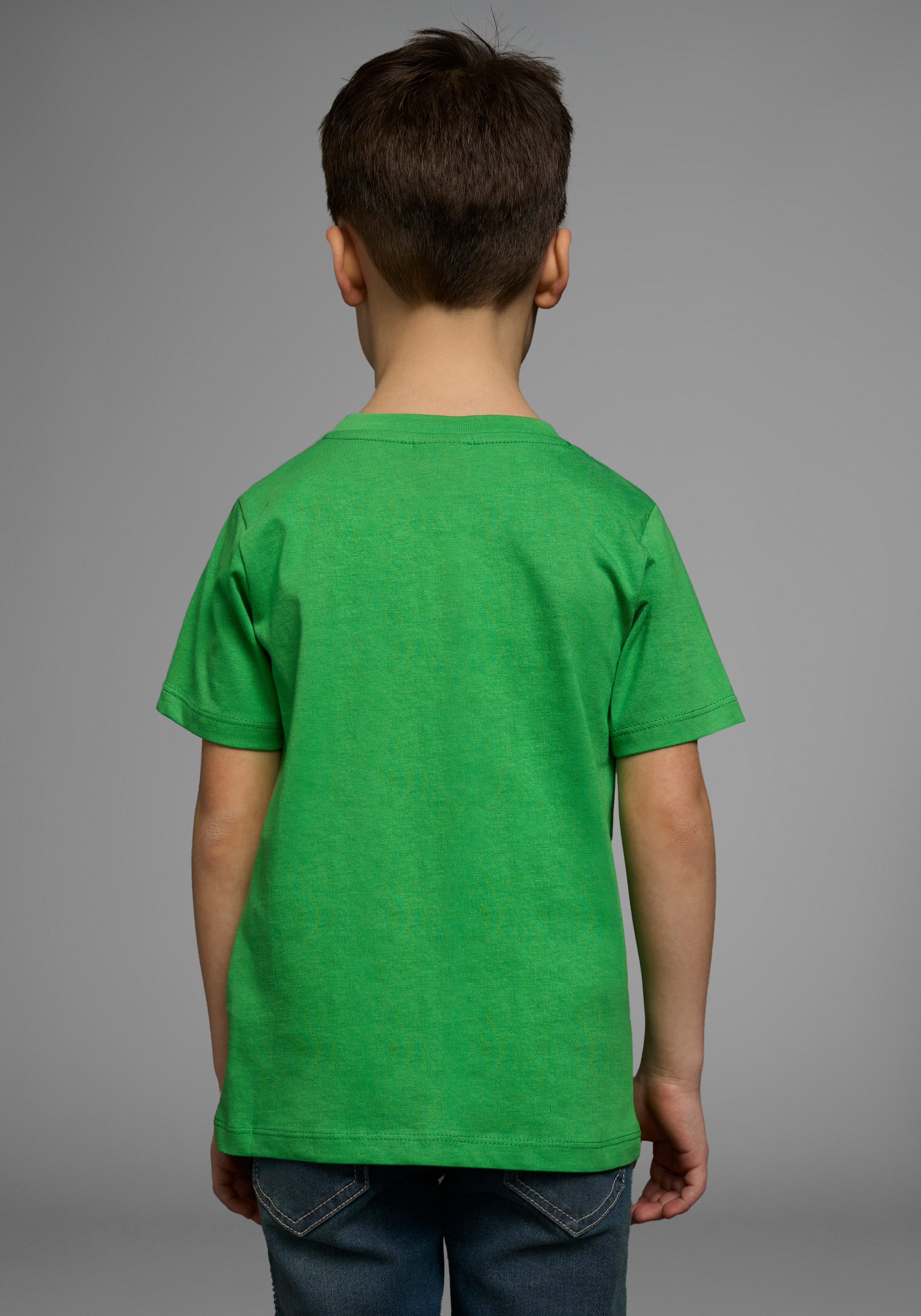KIDSWORLD T-Shirt »Feuerwehr-Druck: PLATZ DA«, Kurzarm,  basic geschnitten,  mit coolen Statements