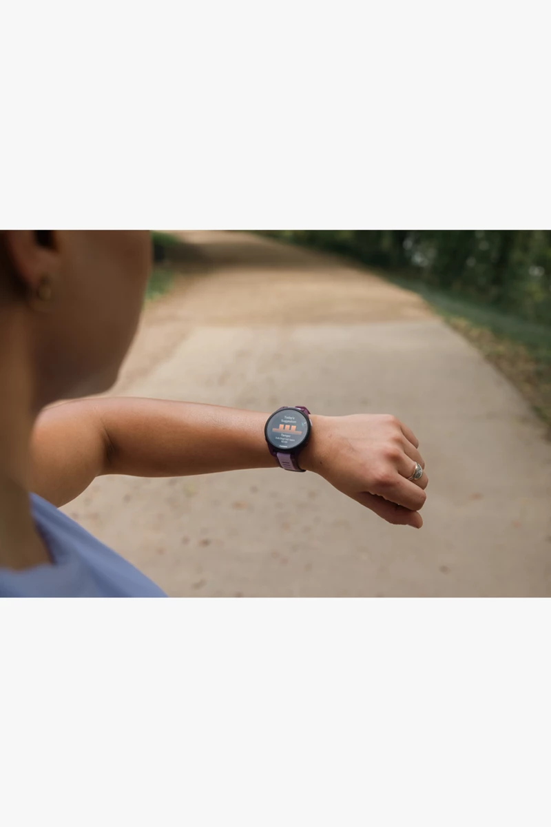 GARMIN Forerunner® 165 Music Sportuhr