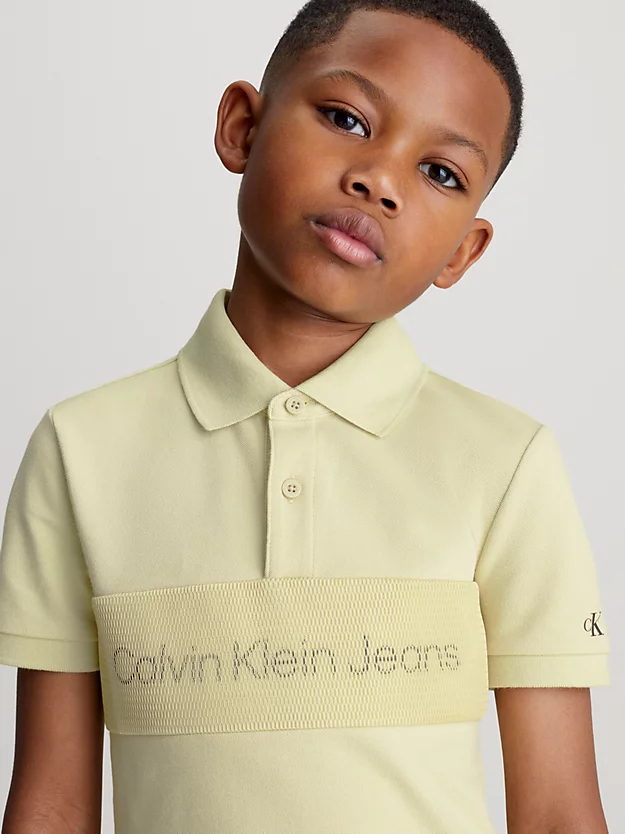 Camisa polo com logotipo em mesh