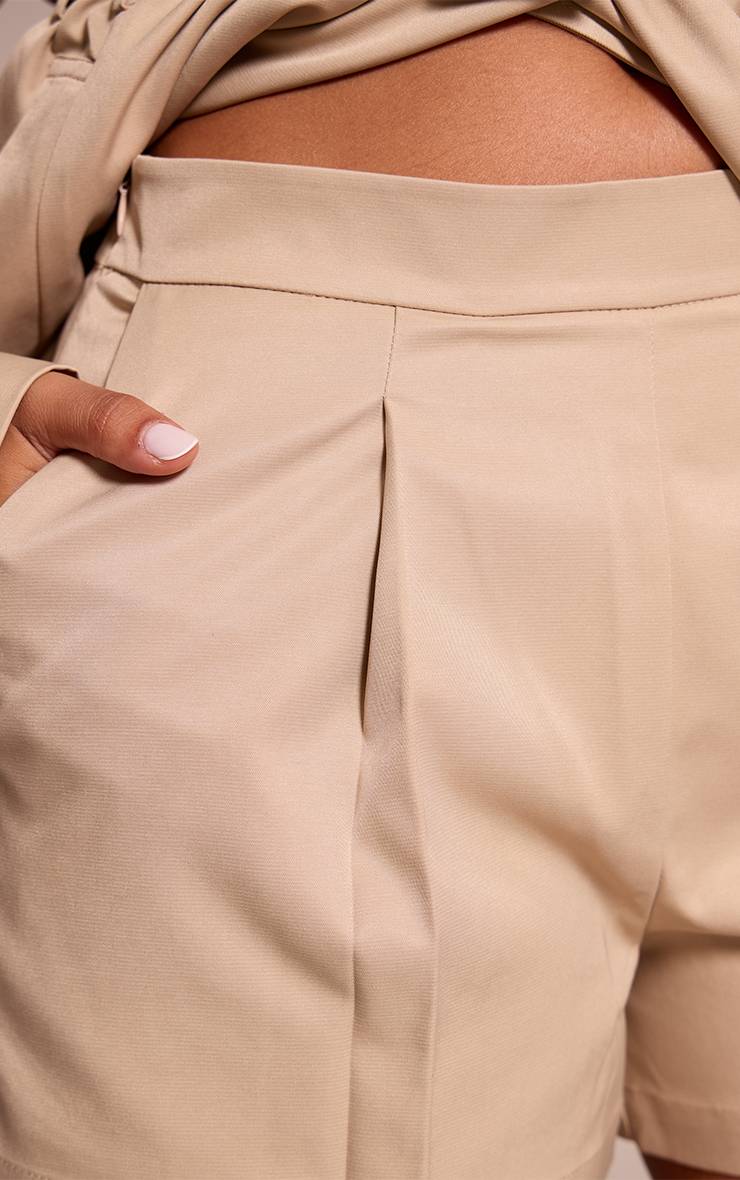 Beige Short Tailleur Plissé Petite