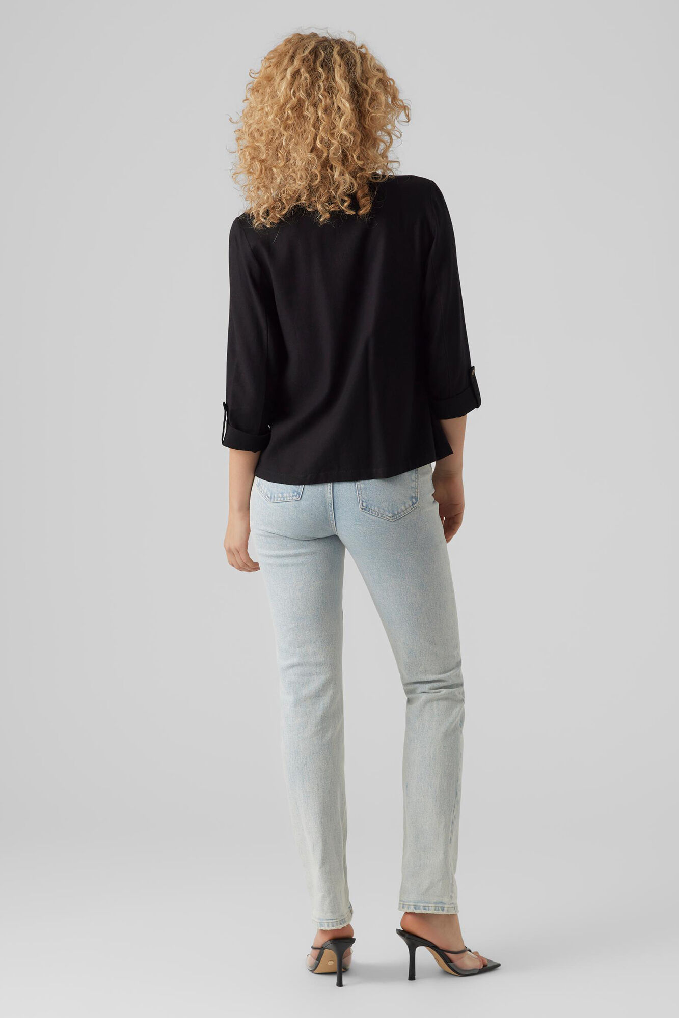 Blazer de linho com mangas 3/4 - Preto