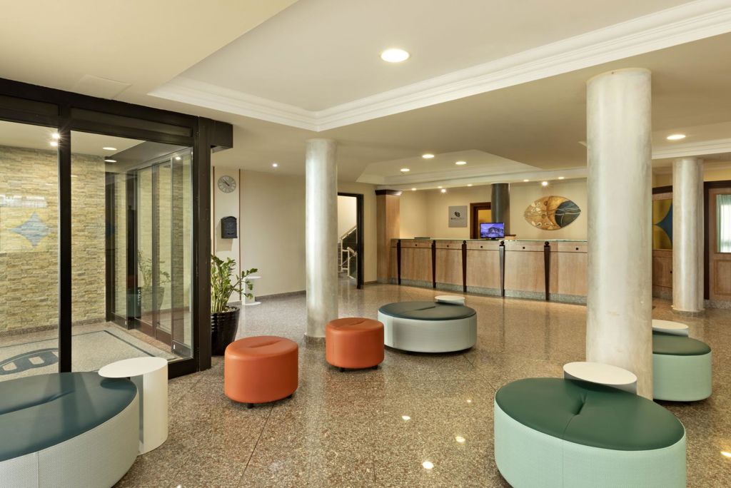 Fly & Go Rina Hotel Logies en ontbijt - Hotel
