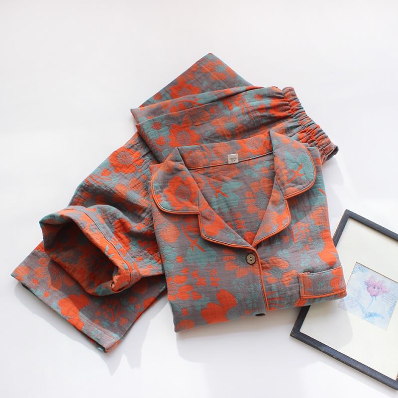 Dogini - Pyjamaset: Shirt met korte mouwen en bloemenprint + Broek