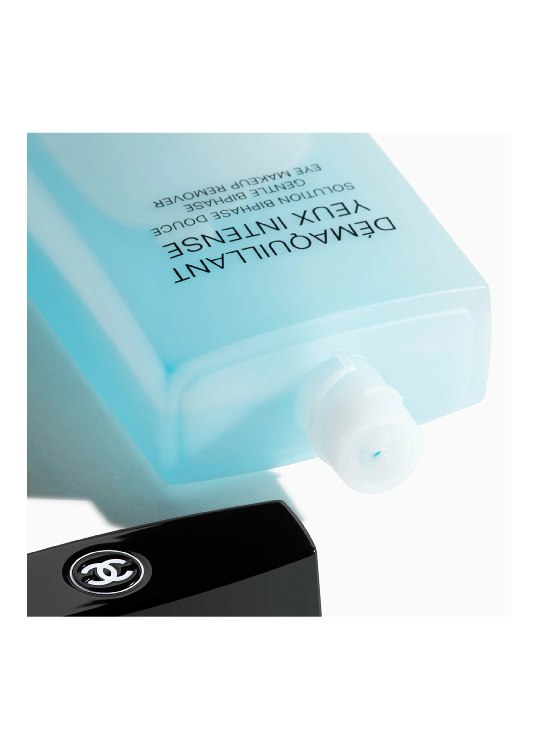 CHANEL DÉMAQUILLANT YEUX INTENSE