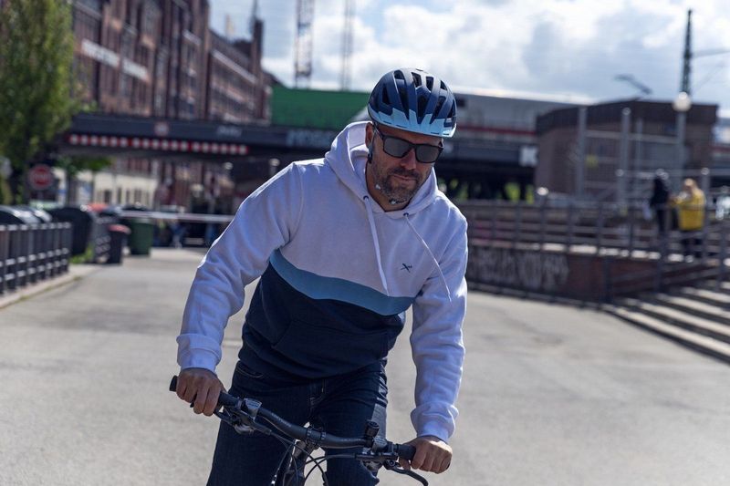 ABUS - Urban-I 3.0 - Fietshelm - Glacier Blauw - Veilig en Comfortabel