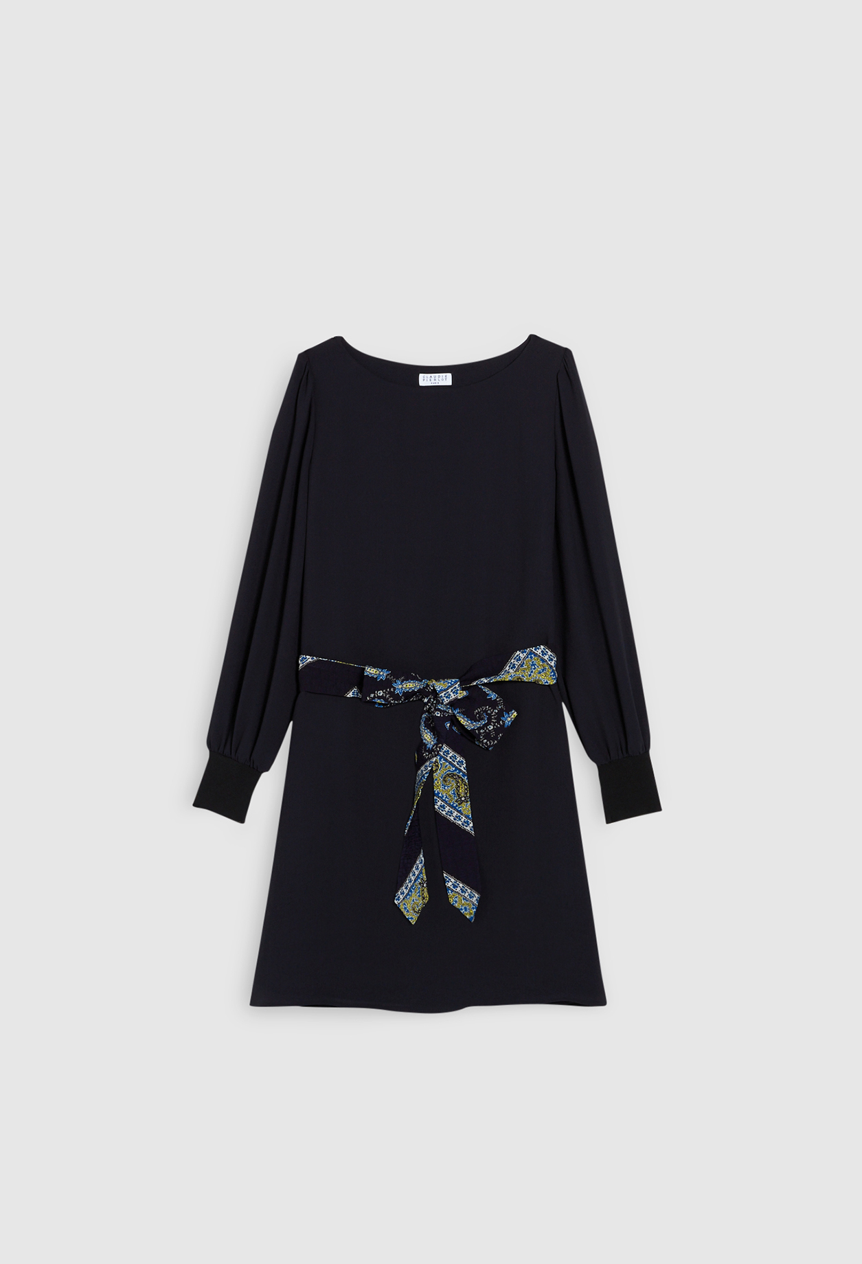 Robe ceinturee
