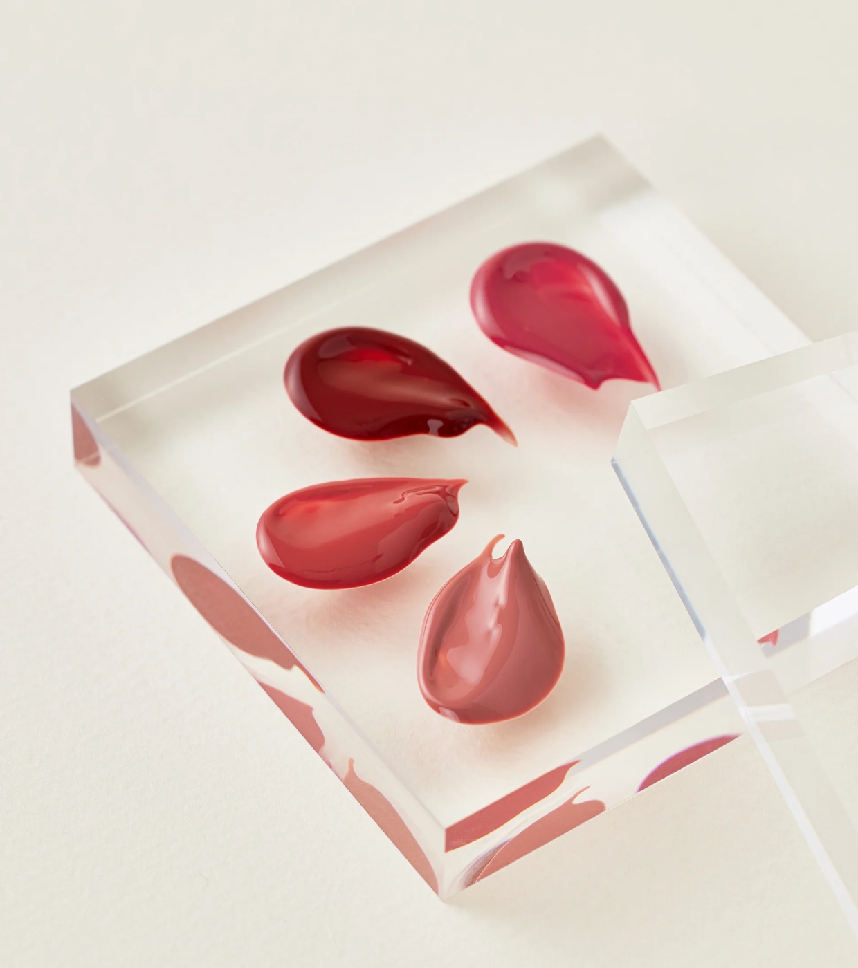House of HUR - Lip Tint Glowy Ampoule Tint - 01: Deep Rose