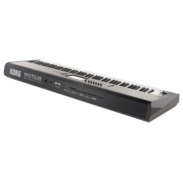 Korg Nautilus 88 AT