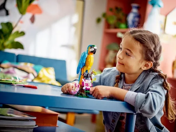 LEGO Creator 31136 Eksotisk papegøje