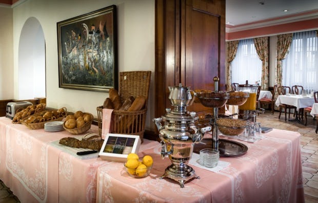 Frühstückspause in Locarno als Geschenkidee