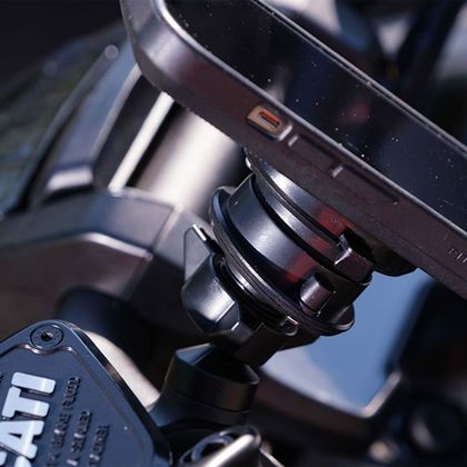 Support Smartphone Tigra Sport FitClic Neo Absorbeur de vibration pour moto
