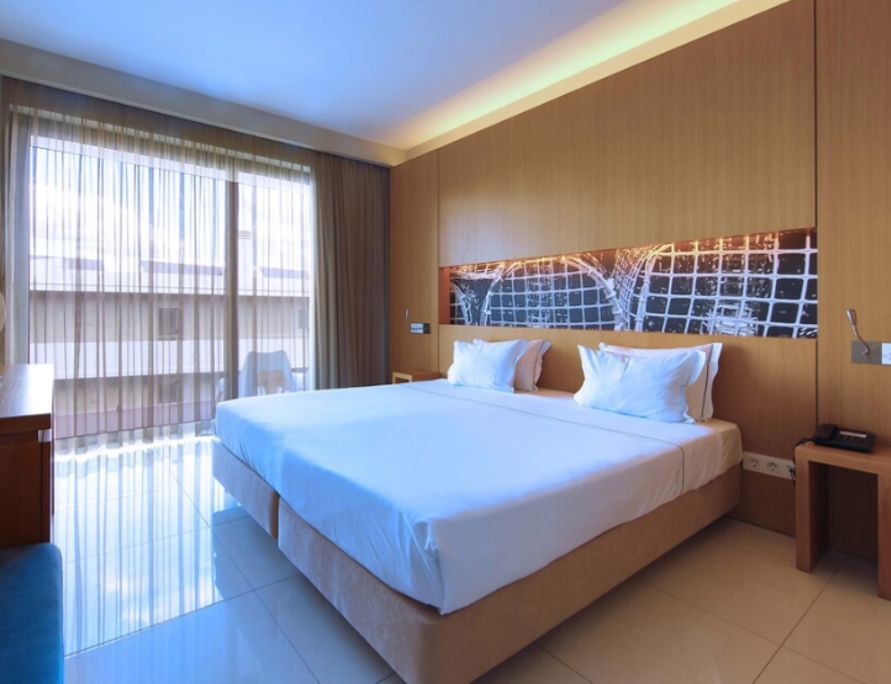 Aqua Hotel Riverside Logies en ontbijt - Aparthotel