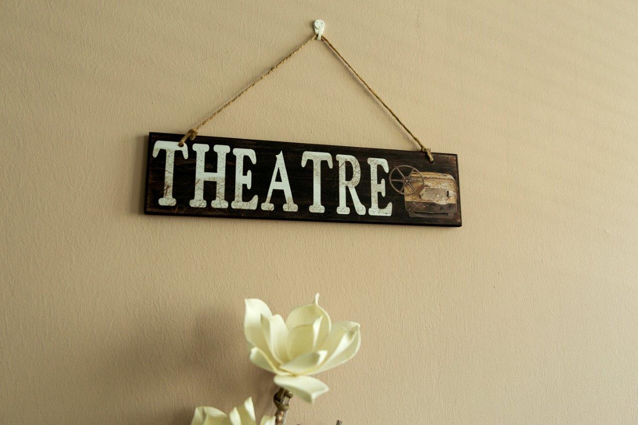 Holzschild - Theatre -40x10 cm
