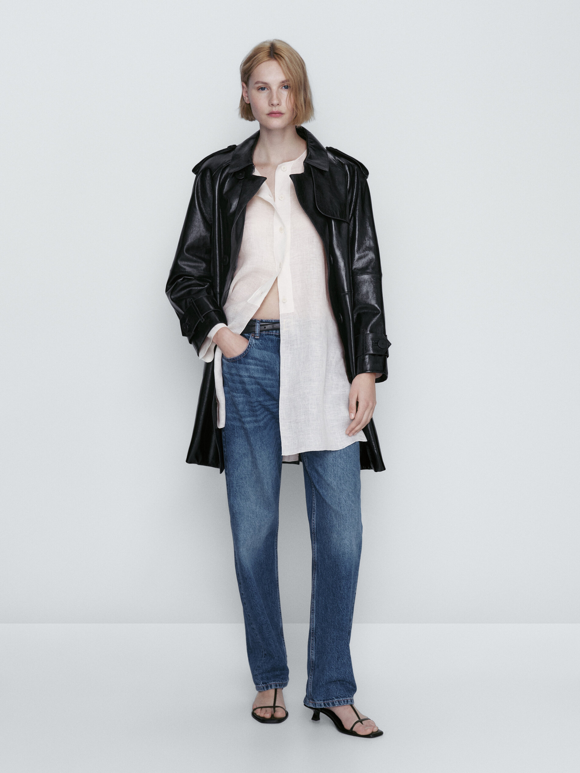 Casaco trench coat Chaqueta em pele charol - PRETO