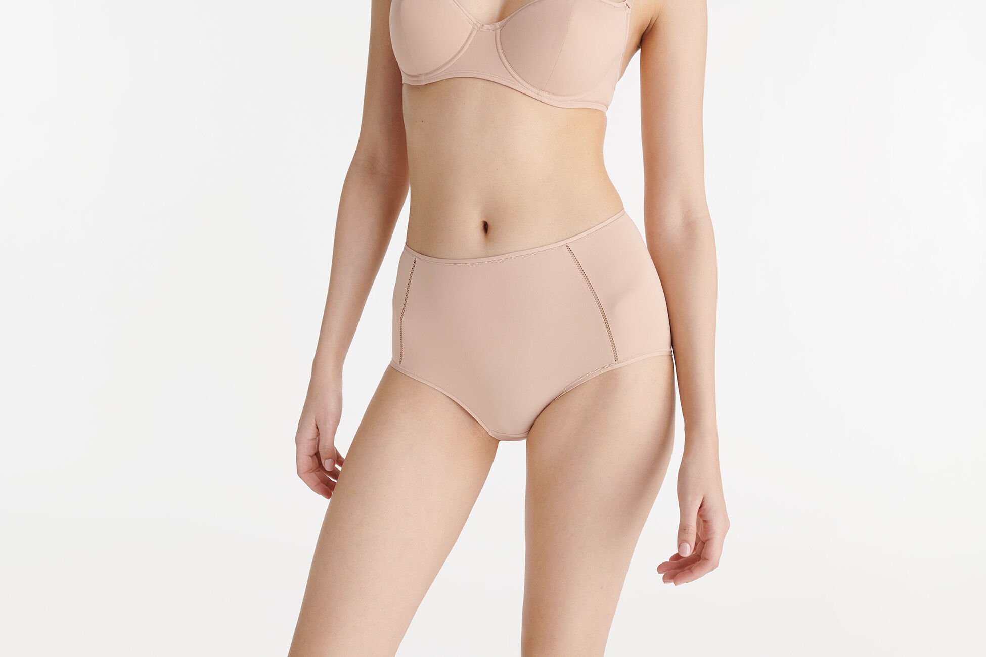 Brina soyeuse Culotte taille haute MAKE UP