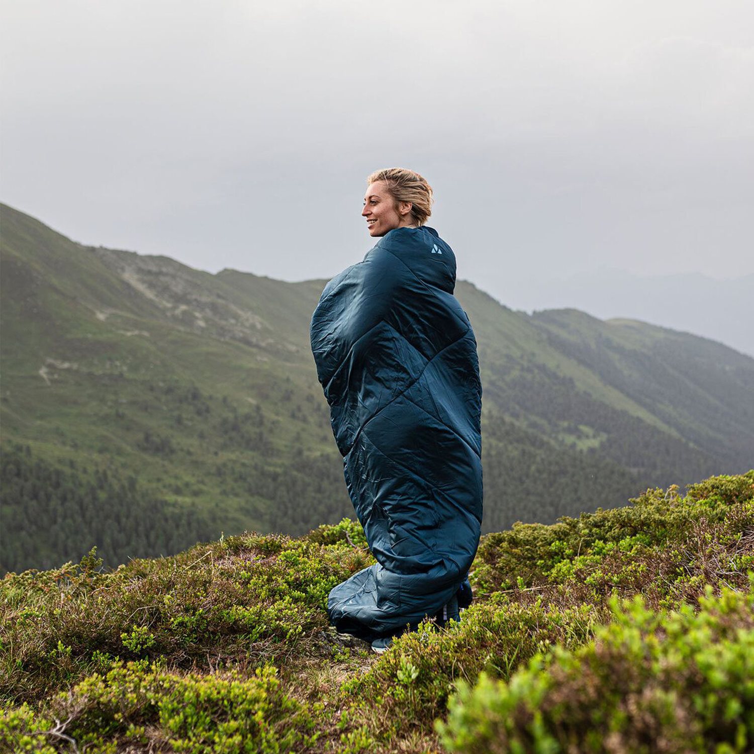 Vaude Sioux Sleepingbag 800 II SYN Zip Left baltic sea