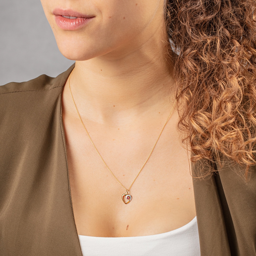 Anhänger 750/18 K Gelbgold Herz mit Rubin